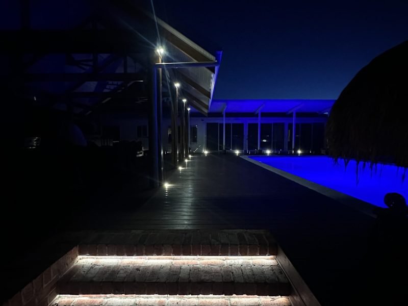 client-creative-lighting-CoKuMB4k